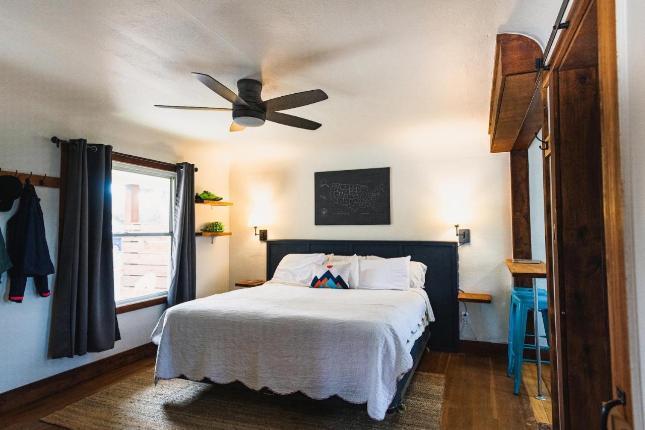 Left Coast Lodge - Pet Friendly Sisters Ngoại thất bức ảnh
