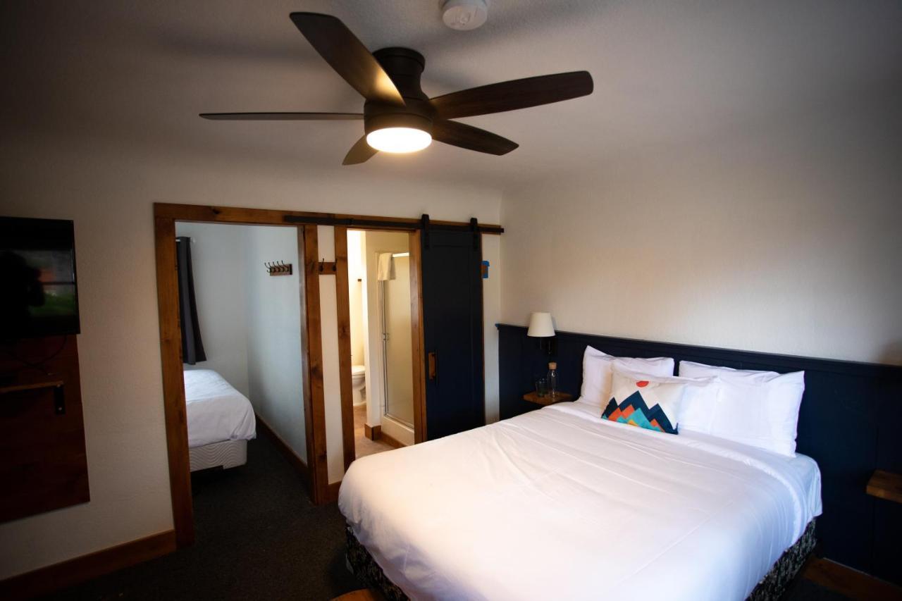 Left Coast Lodge - Pet Friendly Sisters Ngoại thất bức ảnh