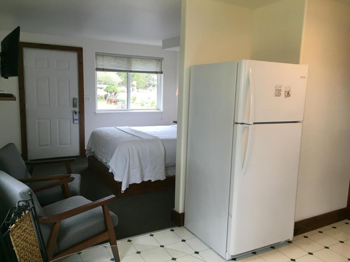 Left Coast Lodge - Pet Friendly Sisters Ngoại thất bức ảnh